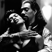 [77] Caninos de Outubro Logo